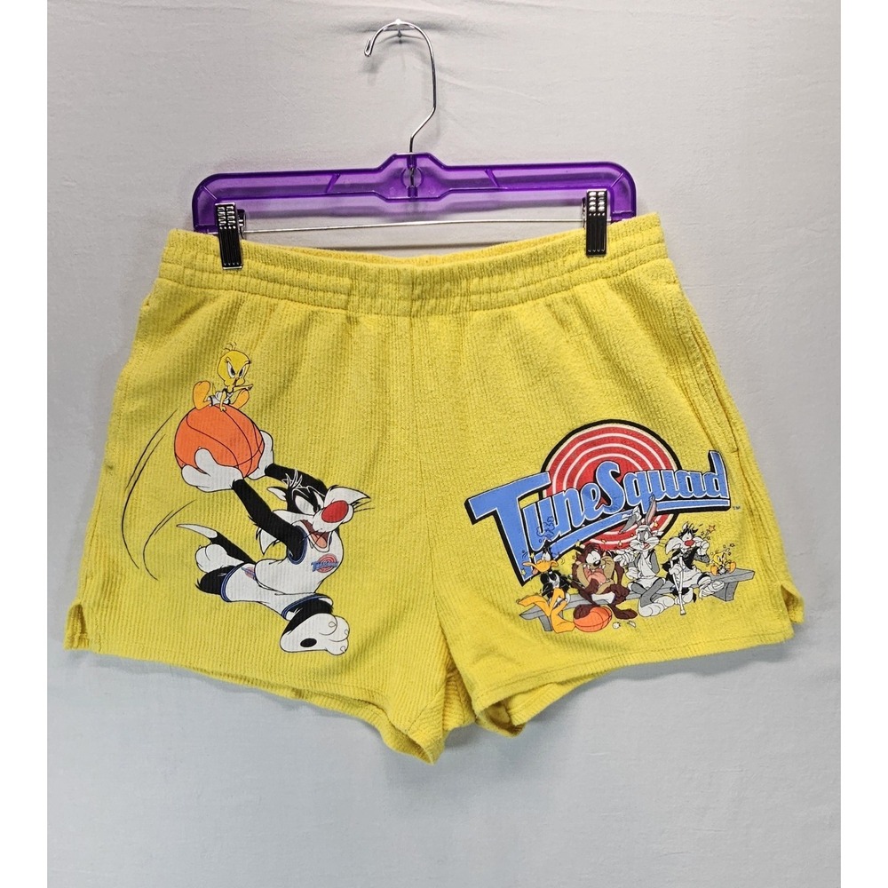 Space Jam Tune Squad Shorts XL Yellow Looney Tunes Sylvester Tweety